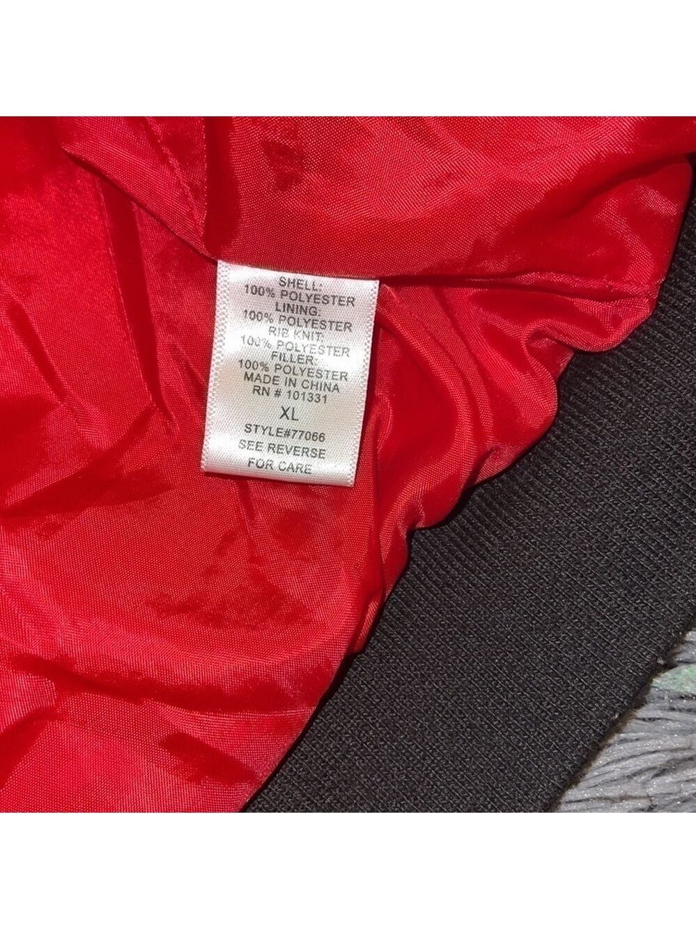 Red puff jacket - Picture 6 of 8
